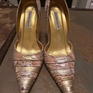 Charles David python snakeskin metallic (gold/silver/tan/taupe) sexy pump.